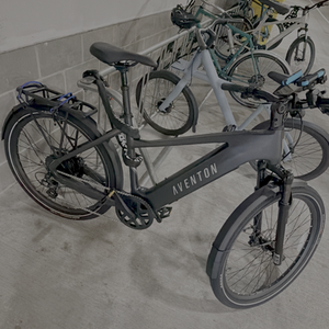 2026 Aventón Level 3 Black