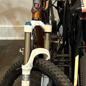 2010 Ellsworth Ellsworth “ID” Orange