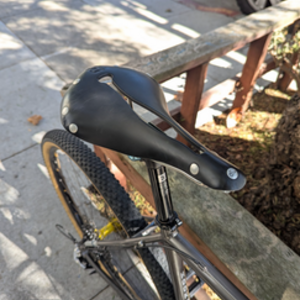 Bombtrack Silver, gray or bare metal