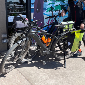 2022 Giant Fastroad E+ Black