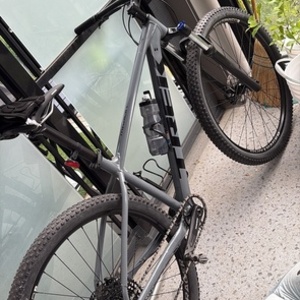 2019 Trek Marlin 7 Silver, gray or bare metal