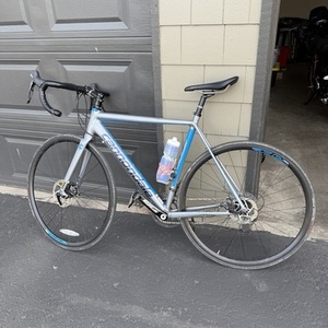Cannondale CAAD optimo Silver, gray or bare metal and Blue