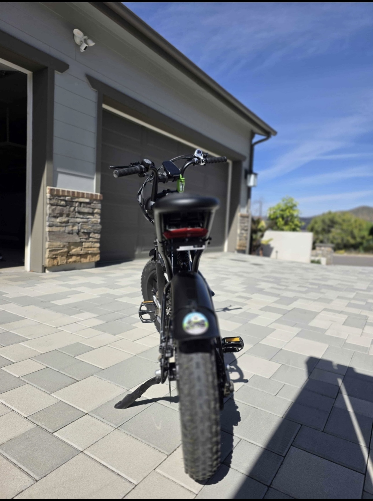 Stolen 2026 R002 R002