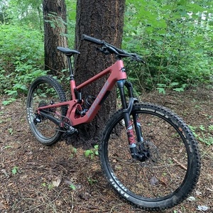 2020 Santa Cruz 5010 Red