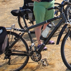 2004 Cannondale F300 Black and Silver, gray or bare metal