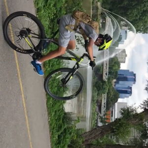 Giant Talon 27.5 1 (2014) Yellow or Gold and Silver or Gray