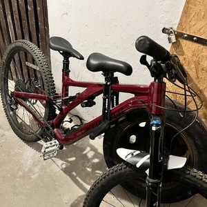 2022 Specialized Stumpjumper Evo Comp Alloy Red and Black