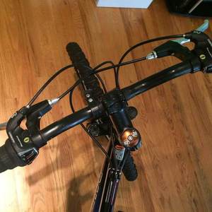 2009 Raleigh Mojave 2.0  Black and Blue