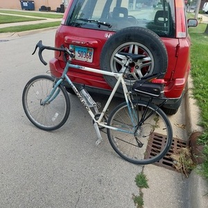 Diamondback Apex White and Blue