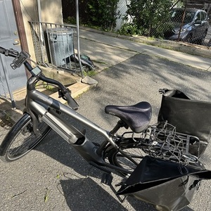 2019 Specialized Turbo Como 4.0 650b Silver, gray or bare metal