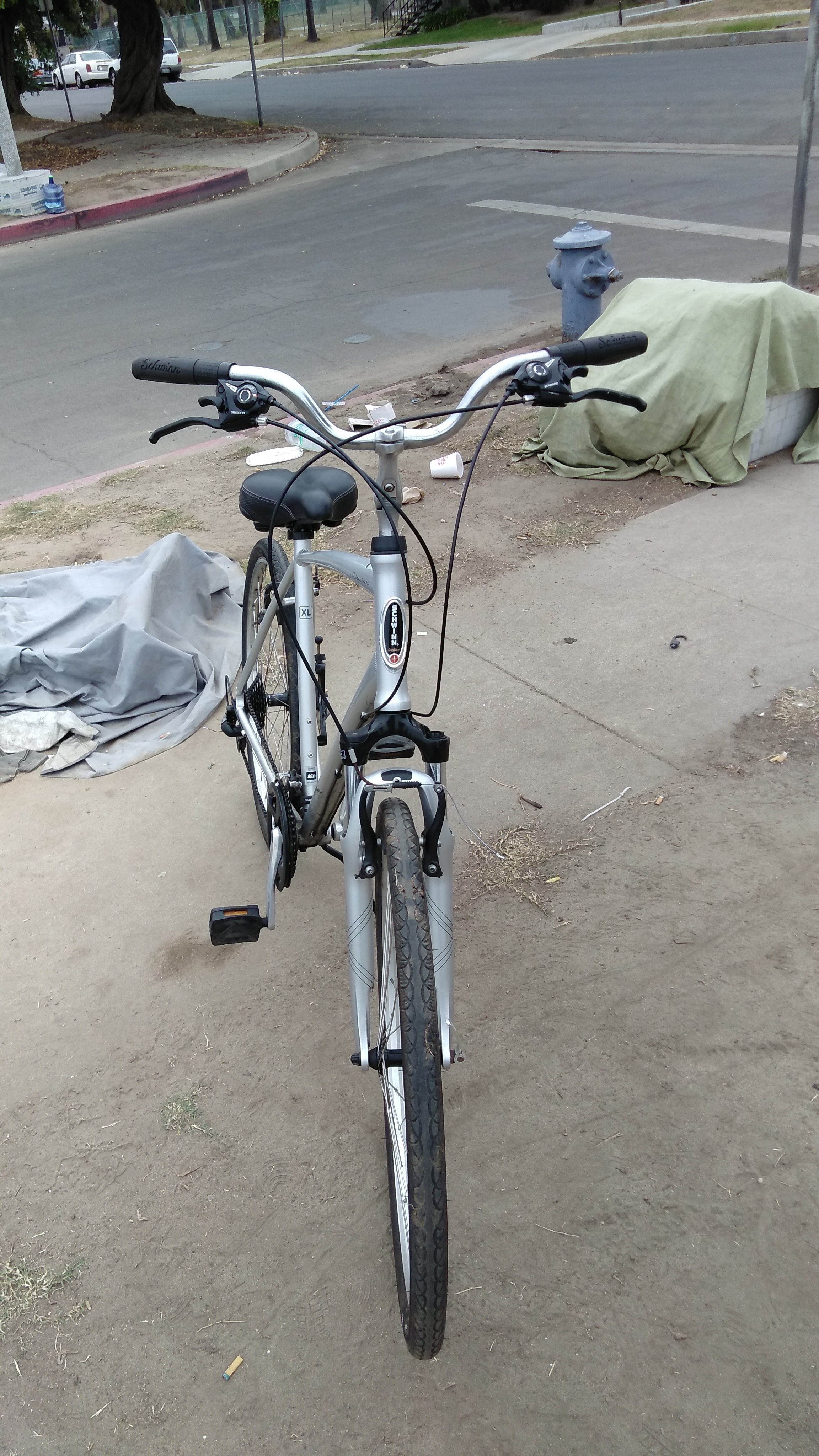 2017 Schwinn Voyageur