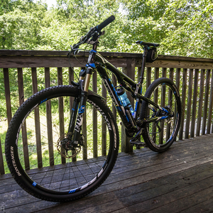 2012 Trek Superfly 100 Elite Black, Blue, and White