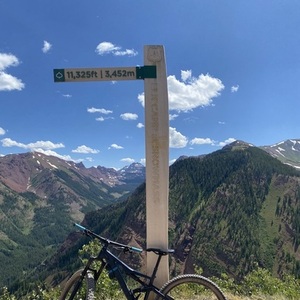 2022 Orbea Occum H30 Black