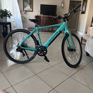 2026 Aventón Soletera 2.5 Teal