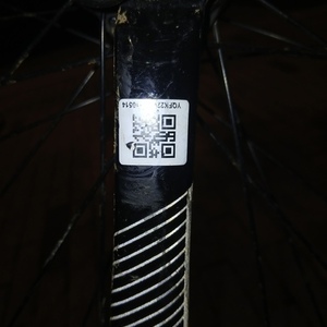 2023 Cannondale Quick 6 canondale Black and Silver, gray or bare metal