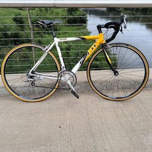 2002 Fuji Team White