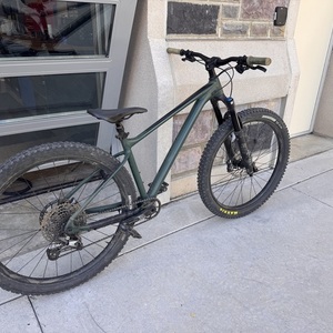2021 Giant Fathom 1 Green
