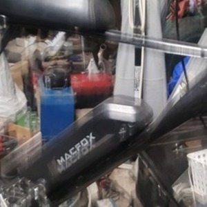 2020 YT Carbon fiber Silver, gray or bare metal