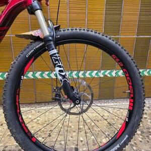 2017 Canyon bicycles spectral AL 7.0 Red