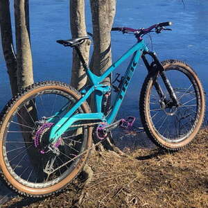 2022 Trek Full Stache Teal