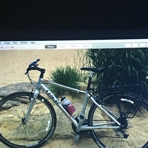2012 Trek Hybrid Silver or Gray