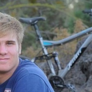 2008 Fezzari Cascade Peak Silver or Gray and Blue