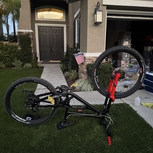 2017 Banshee Bikes Darkside Black