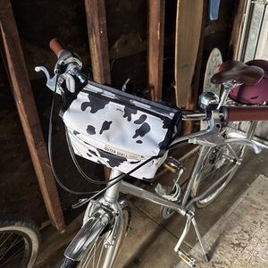 2026 Breezer City bike Silver, gray or bare metal