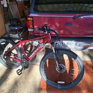 2026 Huffy Vertis Red