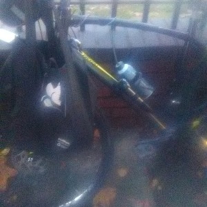 Devinci Newton Stickers tape or other cover-up and Green
