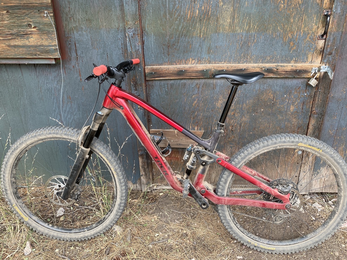 Used Rental Bike #4129 - Trek - Fuel EX 8 - Dark - Large