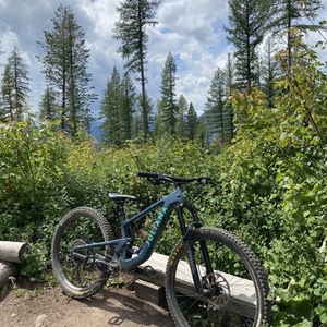 2024 Juliana Bicycles Furtado Blue
