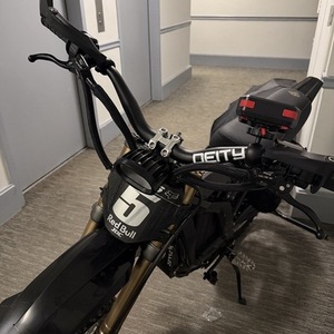 2025 Surron Light bee X e-motorcycle Black and Yellow or Gold