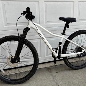 2021 SCOTT Contessa Active 30 XS7 White