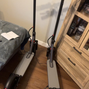 Qlaway K105 e-scooter Silver, gray or bare metal