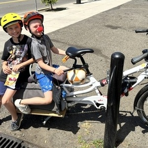 2017 Yuba Spicy Curry cargo bike rear White and Red