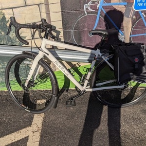2019 Salsa Journeyman 700c Sora White
