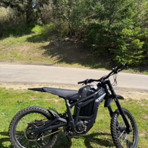 2024 Talaria MX5 Black