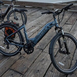 2024 Aventón Level 2 Blue