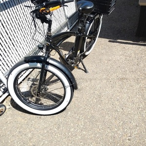 Black Sheep Bikes Electric bike beach cruiser style Black