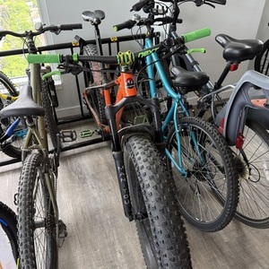 2022 Rocky Mountain Bicycles Blizzard Orange