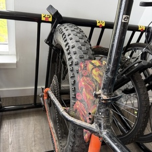 2022 Rocky Mountain Bicycles Blizzard Orange