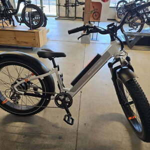 2026 Rad Power Bikes Rad power bike 6+ White and Black