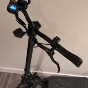 2024 Kaabo Mantis Fluid Edition e-scooter Black