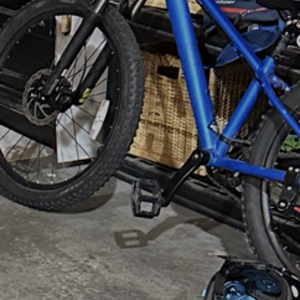 2022 Giant STP Blue