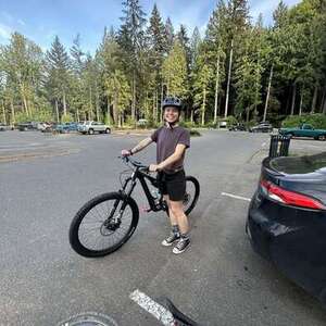 2025 Specialized Stumpjumper Silver, gray or bare metal