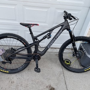 2019 Santa Cruz 5010 Silver, gray or bare metal