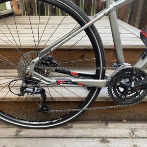 2014 Specialized Crosstrail Sport Disc Silver, gray or bare metal
