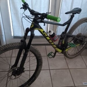 2022 SCOTT Spark XL Black and Green