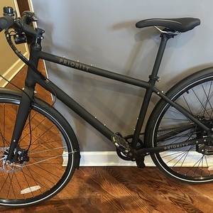 2026 Priority Bicycles Continuum Onyx Black